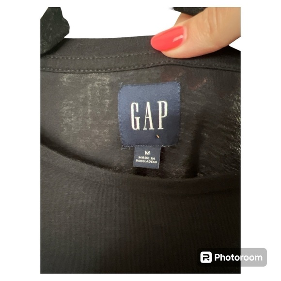 GAP Short Sleeve Women's Eyelet Sleeve Top size Medium - Picture 6 of 9
